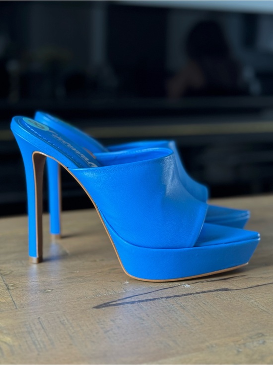 Shoes - New Blue Platform High Heel Mule for Women size 8